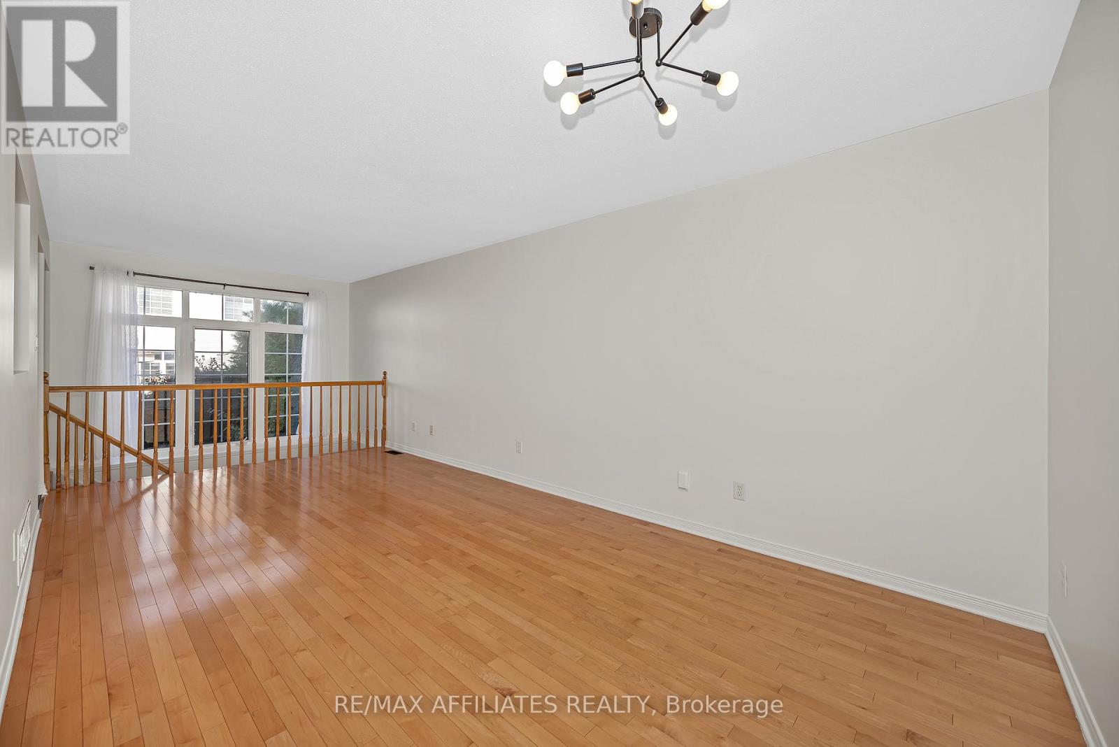 17 Kirkstone Private E, Ottawa, Ontario  K2J 5E7 - Photo 4 - X12466854