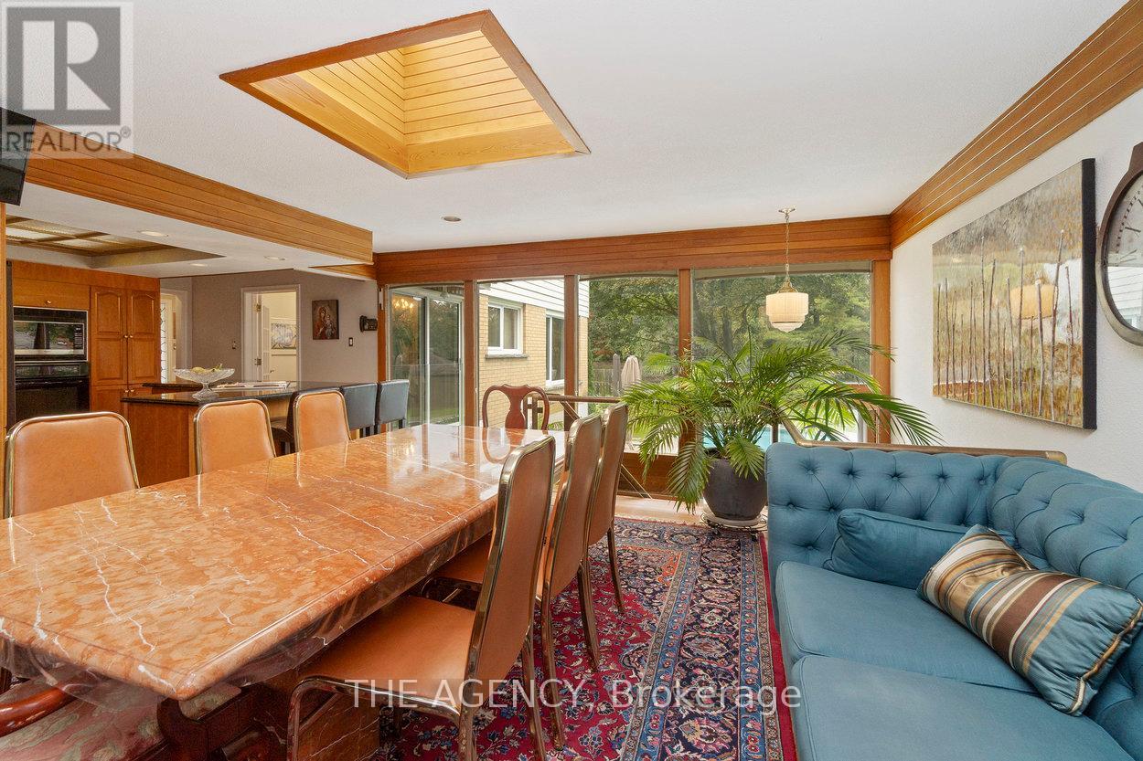 178 Millpond Court, Richmond Hill, Ontario  L4C 4W5 - Photo 12 - N12466711