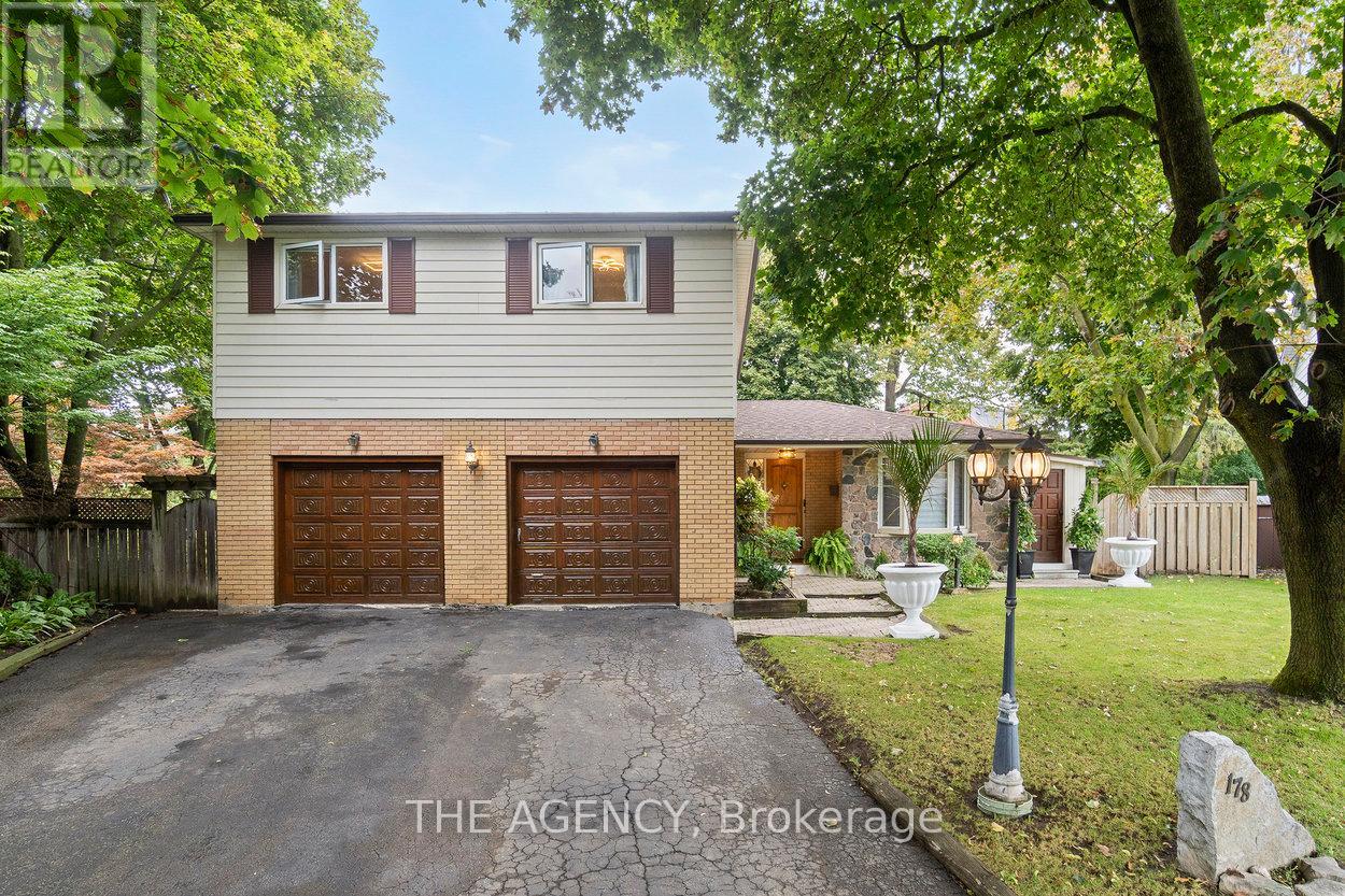 178 Millpond Court, Richmond Hill, Ontario  L4C 4W5 - Photo 2 - N12466711