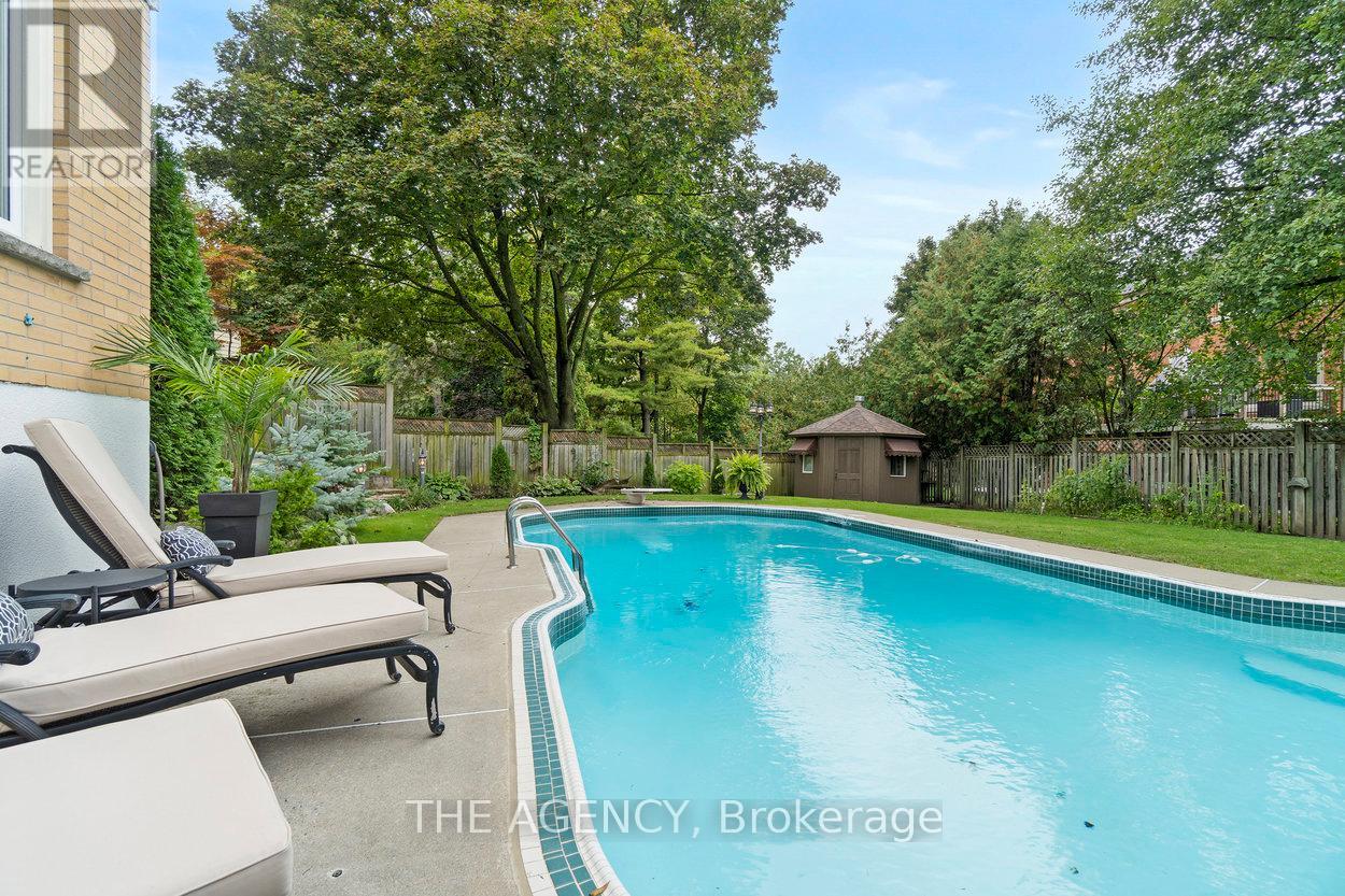 178 Millpond Court, Richmond Hill, Ontario  L4C 4W5 - Photo 33 - N12466711