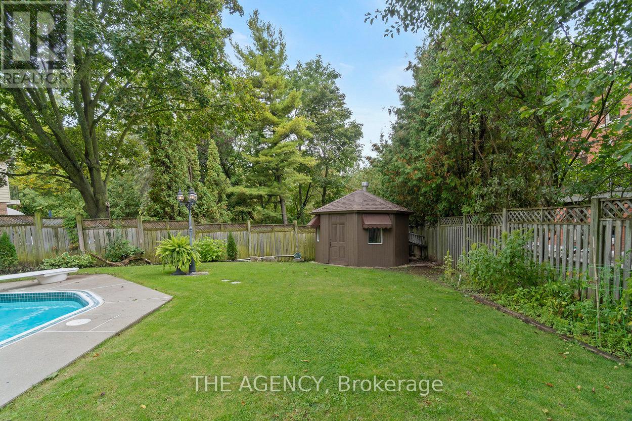 178 Millpond Court, Richmond Hill, Ontario  L4C 4W5 - Photo 36 - N12466711