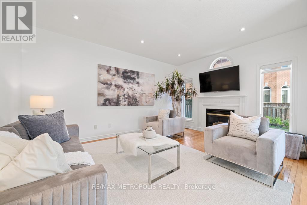 1 Teversham Court, Markham, Ontario  L3S 3X6 - Photo 13 - N12466715