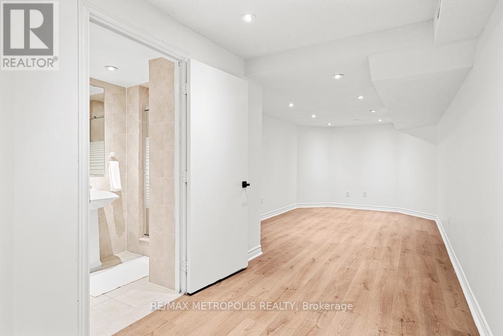 1 Teversham Court, Markham, Ontario  L3S 3X6 - Photo 33 - N12466715