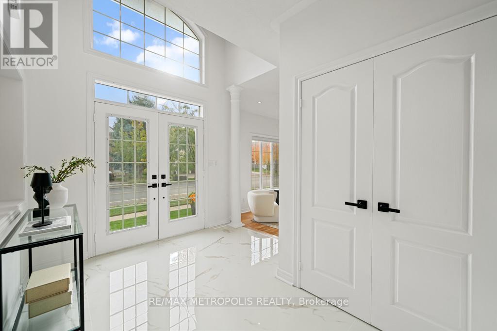 1 Teversham Court, Markham, Ontario  L3S 3X6 - Photo 7 - N12466715