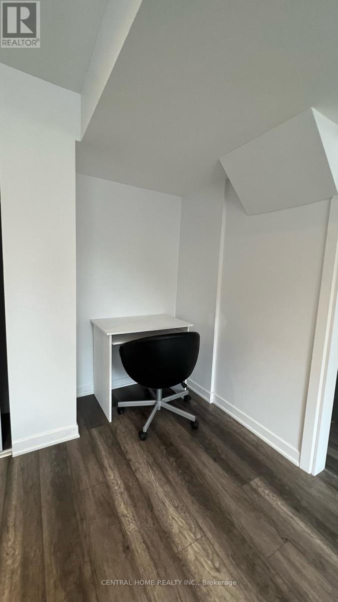 Apartment - 147 Jefferson Forest Drive S, Richmond Hill, Ontario  L4E 4K6 - Photo 10 - N12466763