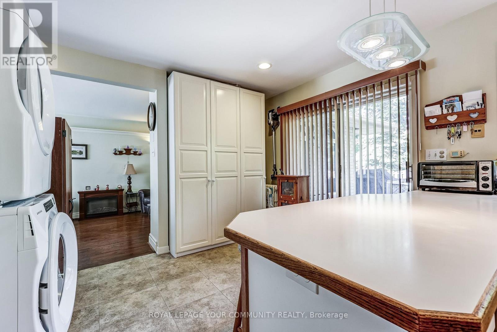 2 Rougecrest Drive, Markham, Ontario  L3P 3B6 - Photo 19 - N12465005