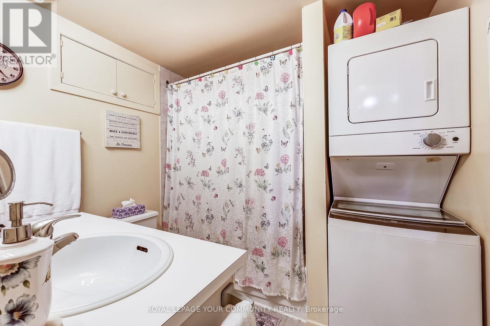 2 Rougecrest Drive, Markham, Ontario  L3P 3B6 - Photo 25 - N12465005