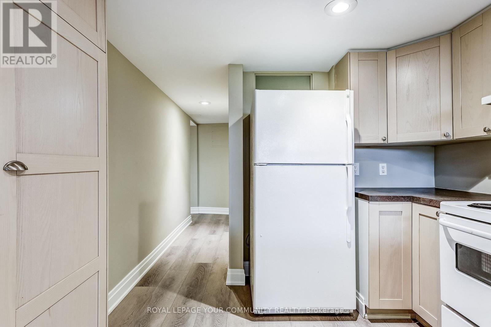 2 Rougecrest Drive, Markham, Ontario  L3P 3B6 - Photo 32 - N12465005