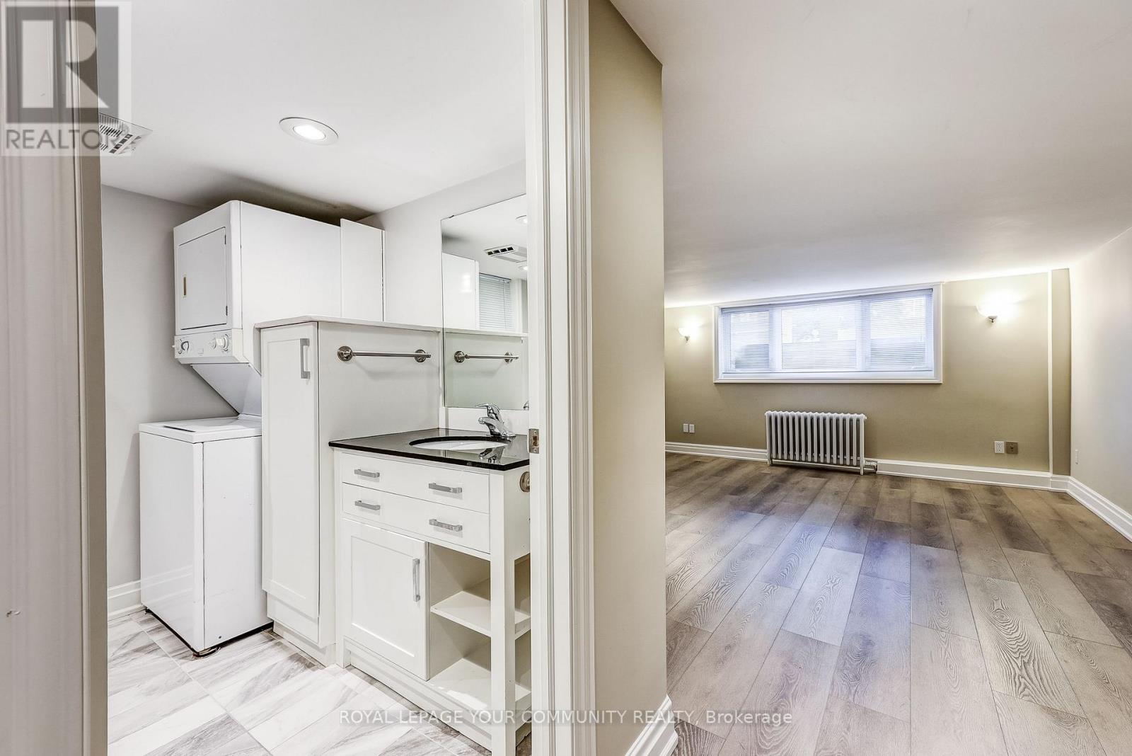 2 Rougecrest Drive, Markham, Ontario  L3P 3B6 - Photo 40 - N12465005