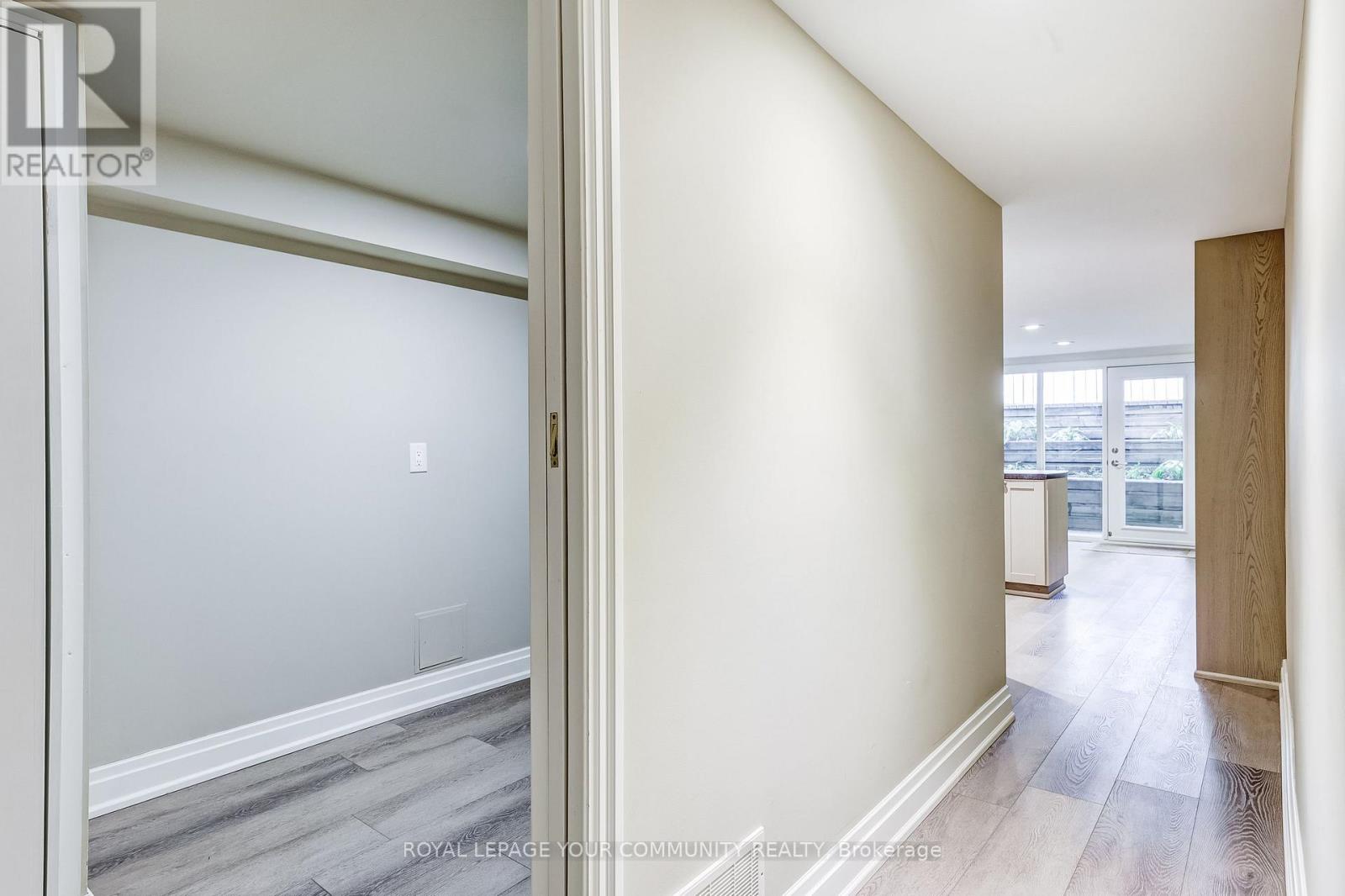 2 Rougecrest Drive, Markham, Ontario  L3P 3B6 - Photo 33 - N12465005