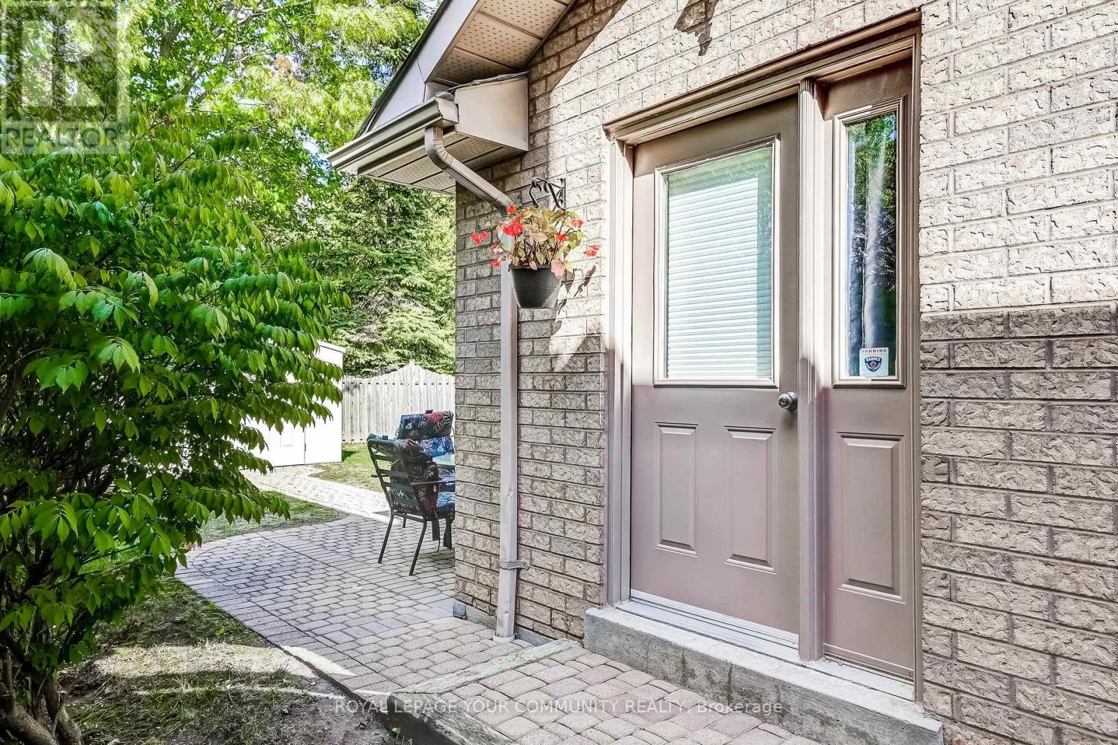 2 Rougecrest Drive, Markham, Ontario  L3P 3B6 - Photo 45 - N12465005
