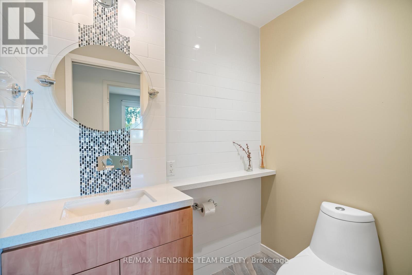 1521 Irvine Road, Niagara-On-The-Lake (Lakeshore), Ontario  L0S 1J0 - Photo 15 - X12466839