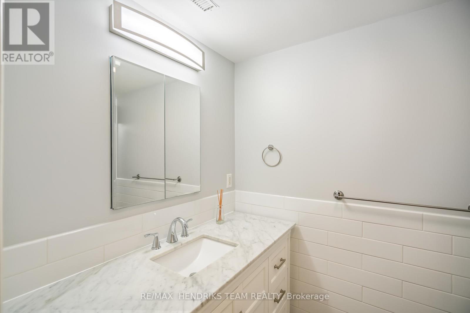 1521 Irvine Road, Niagara-On-The-Lake (Lakeshore), Ontario  L0S 1J0 - Photo 28 - X12466839