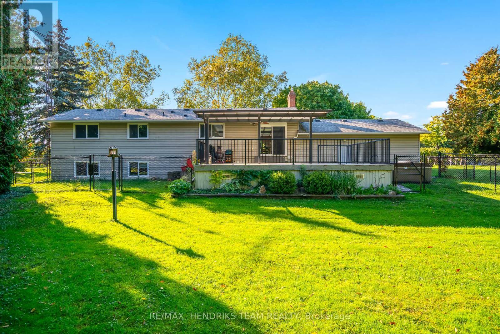 1521 Irvine Road, Niagara-On-The-Lake (Lakeshore), Ontario  L0S 1J0 - Photo 35 - X12466839