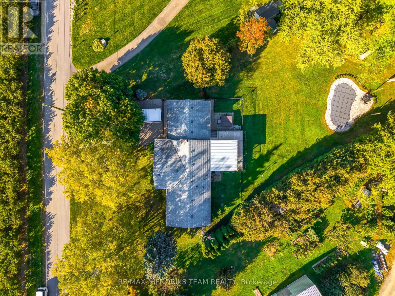 1521 Irvine Road, Niagara-On-The-Lake (Lakeshore), Ontario  L0S 1J0 - Photo 42 - X12466839