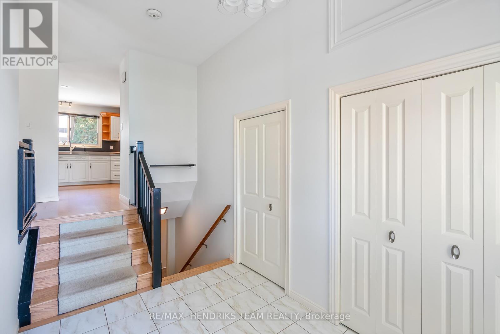 1521 Irvine Road, Niagara-On-The-Lake (Lakeshore), Ontario  L0S 1J0 - Photo 6 - X12466839