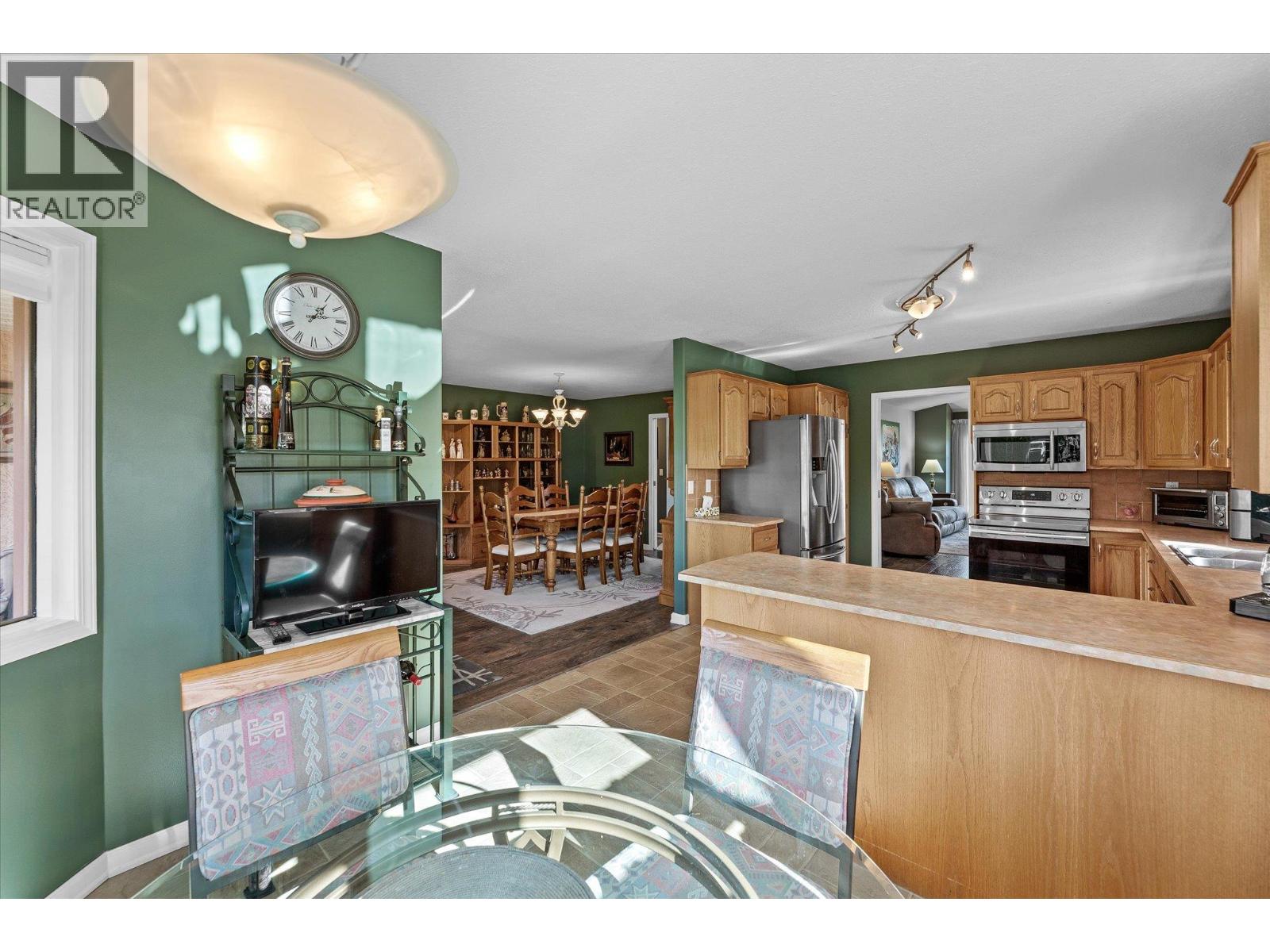 2166 Kaslo Court, Kelowna, British Columbia  V1Y 8C1 - Photo 14 - 10365790