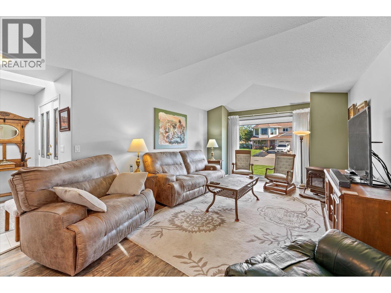2166 Kaslo Court, Kelowna, British Columbia  V1Y 8C1 - Photo 6 - 10365790