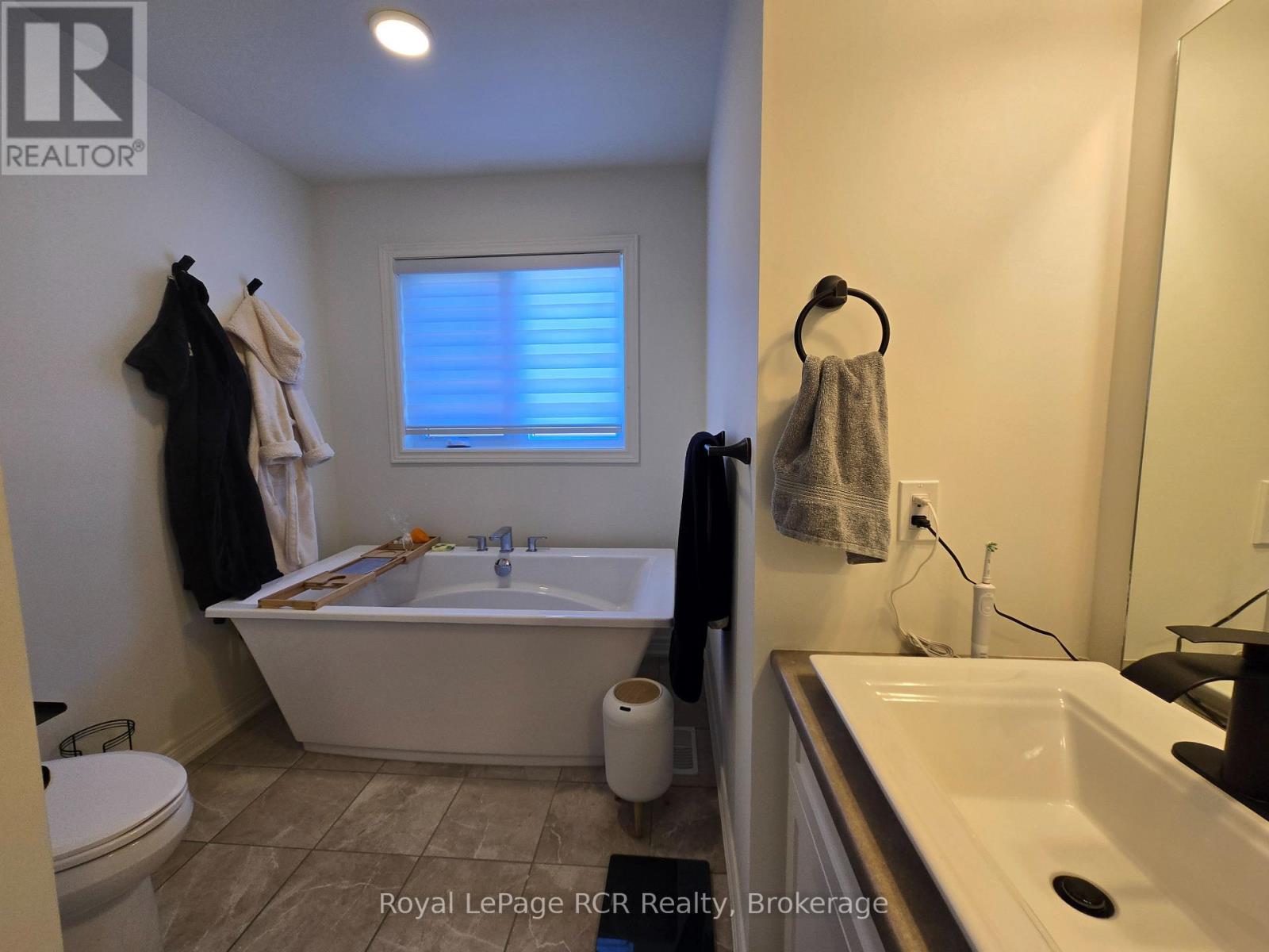 Unknown Address, ,     - Photo 16 - X12466808