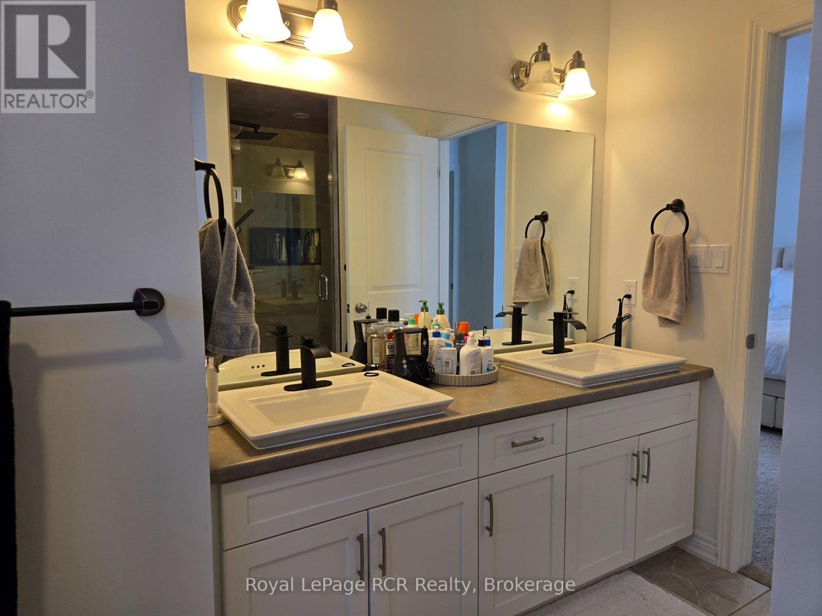 Unknown Address, ,     - Photo 19 - X12466808