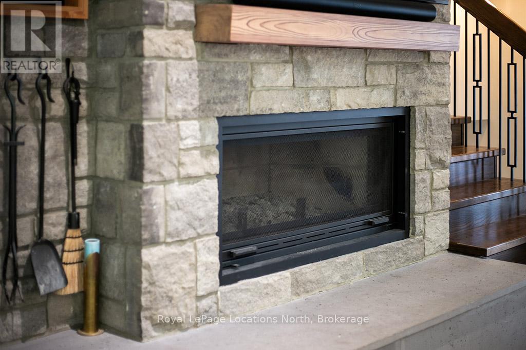 194 Montgomery Street, Meaford, Ontario  N4L 1C4 - Photo 6 - X12466881