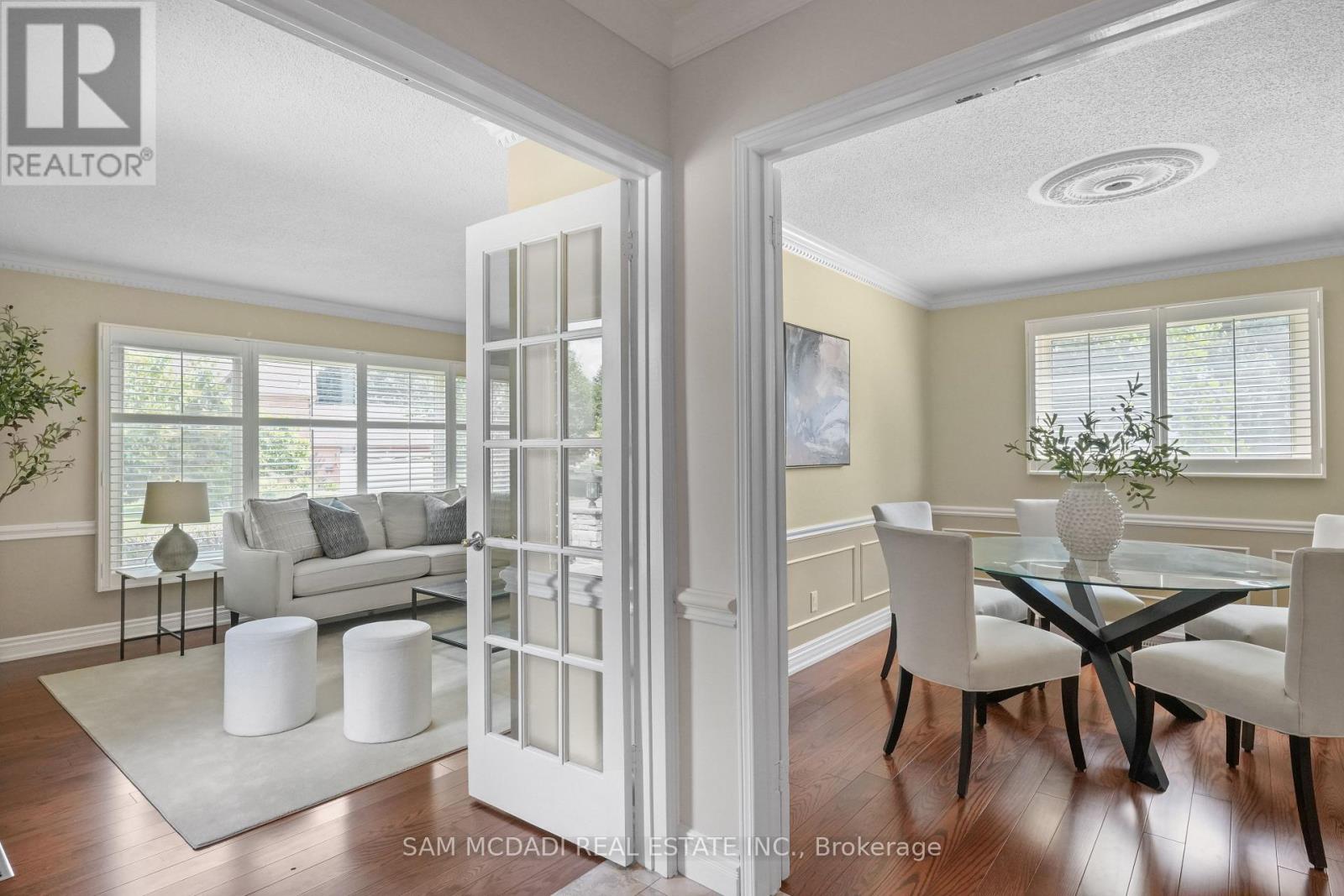 7 Oldham Crescent, Brampton, Ontario  L6Z 1W2 - Photo 4 - W12466753