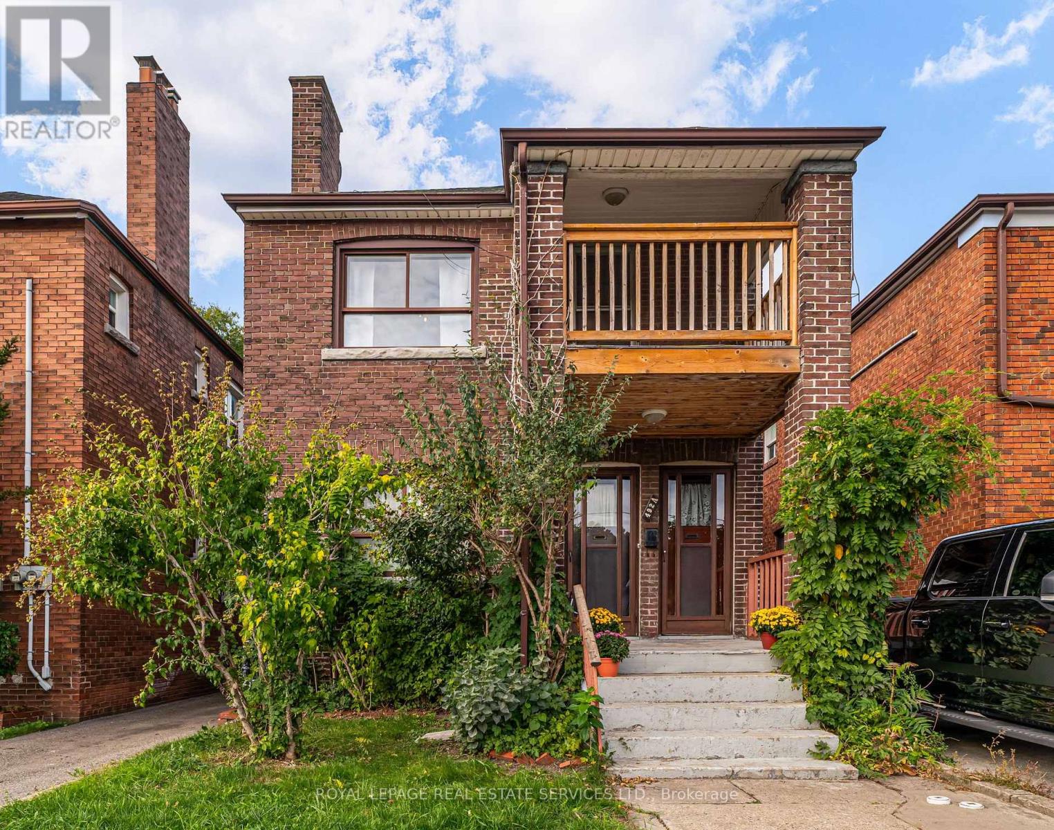 492 JANE STREET, Toronto, Ontario