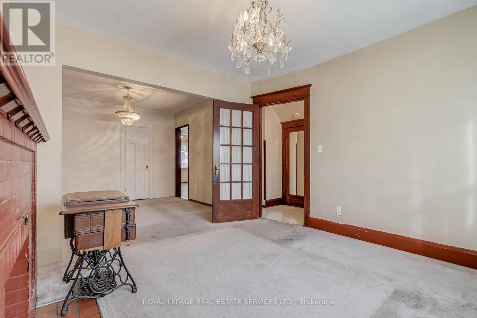 492 Jane Street, Toronto, Ontario  M6S 4A2 - Photo 22 - W12466762