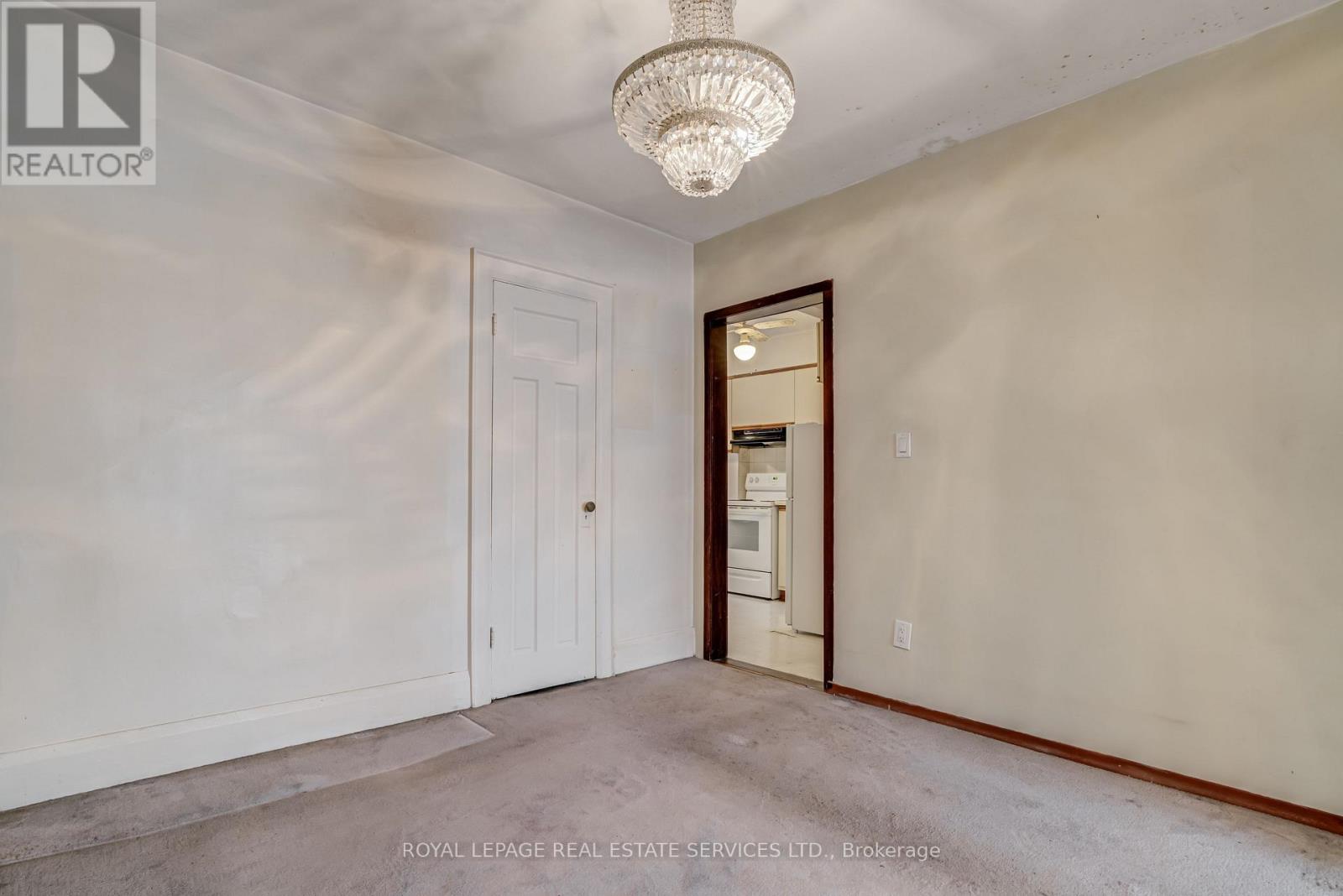 492 Jane Street, Toronto, Ontario  M6S 4A2 - Photo 26 - W12466762