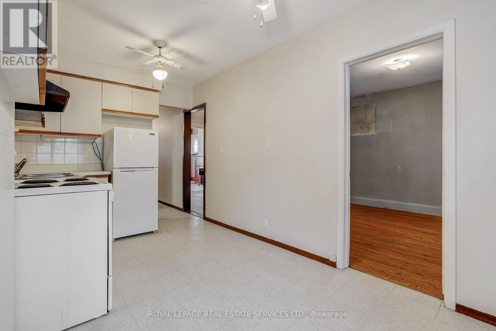492 Jane Street, Toronto, Ontario  M6S 4A2 - Photo 28 - W12466762