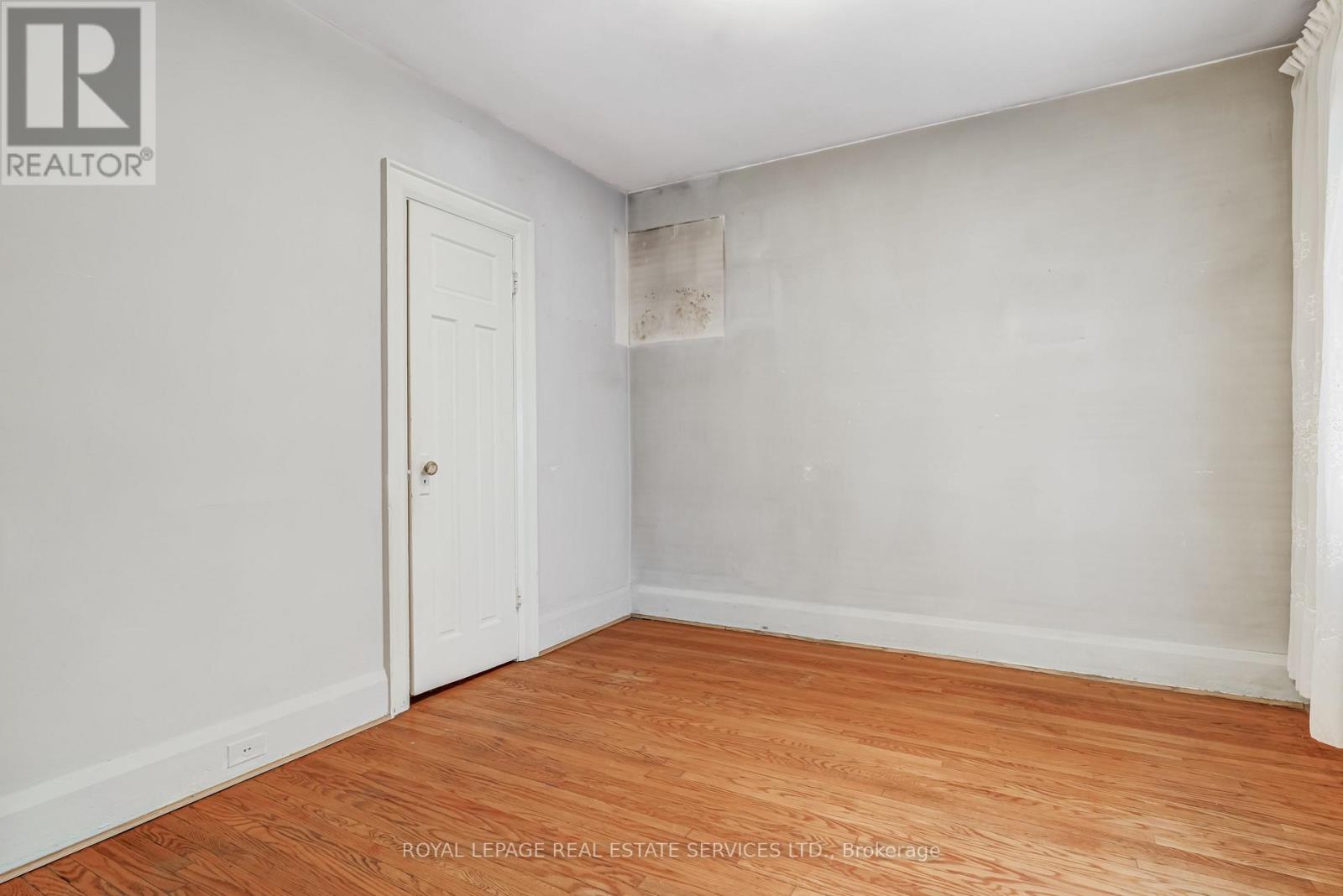 492 Jane Street, Toronto, Ontario  M6S 4A2 - Photo 32 - W12466762