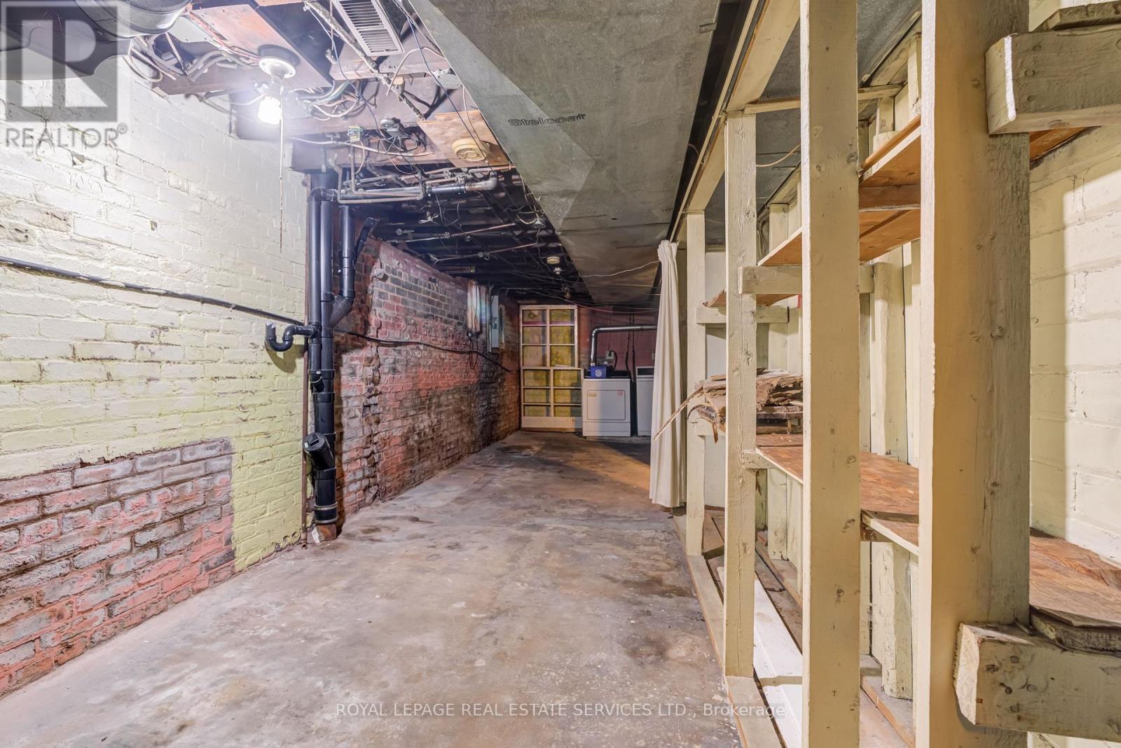 492 Jane Street, Toronto, Ontario  M6S 4A2 - Photo 37 - W12466762