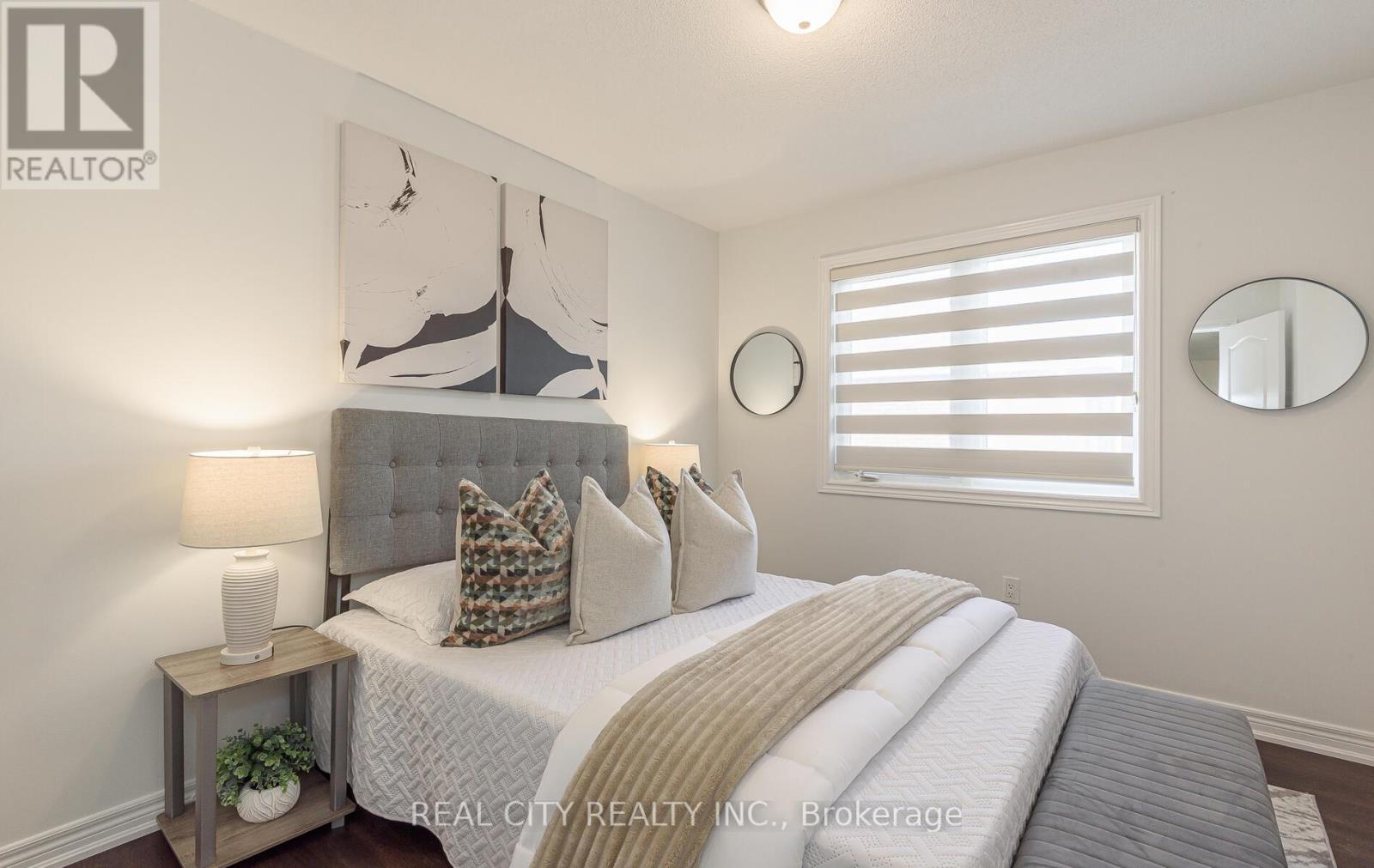 27 Bellhaven Crescent, Brampton, Ontario  L6R 0W6 - Photo 23 - W12466774