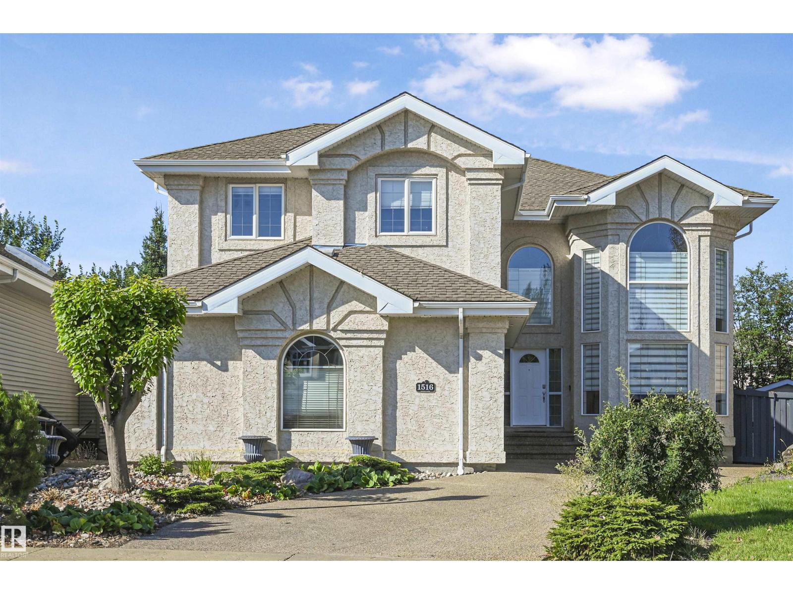 1516 Thorogood Cl Nw, Edmonton, Alberta  T6R 3K7 - Photo 1 - E4462382