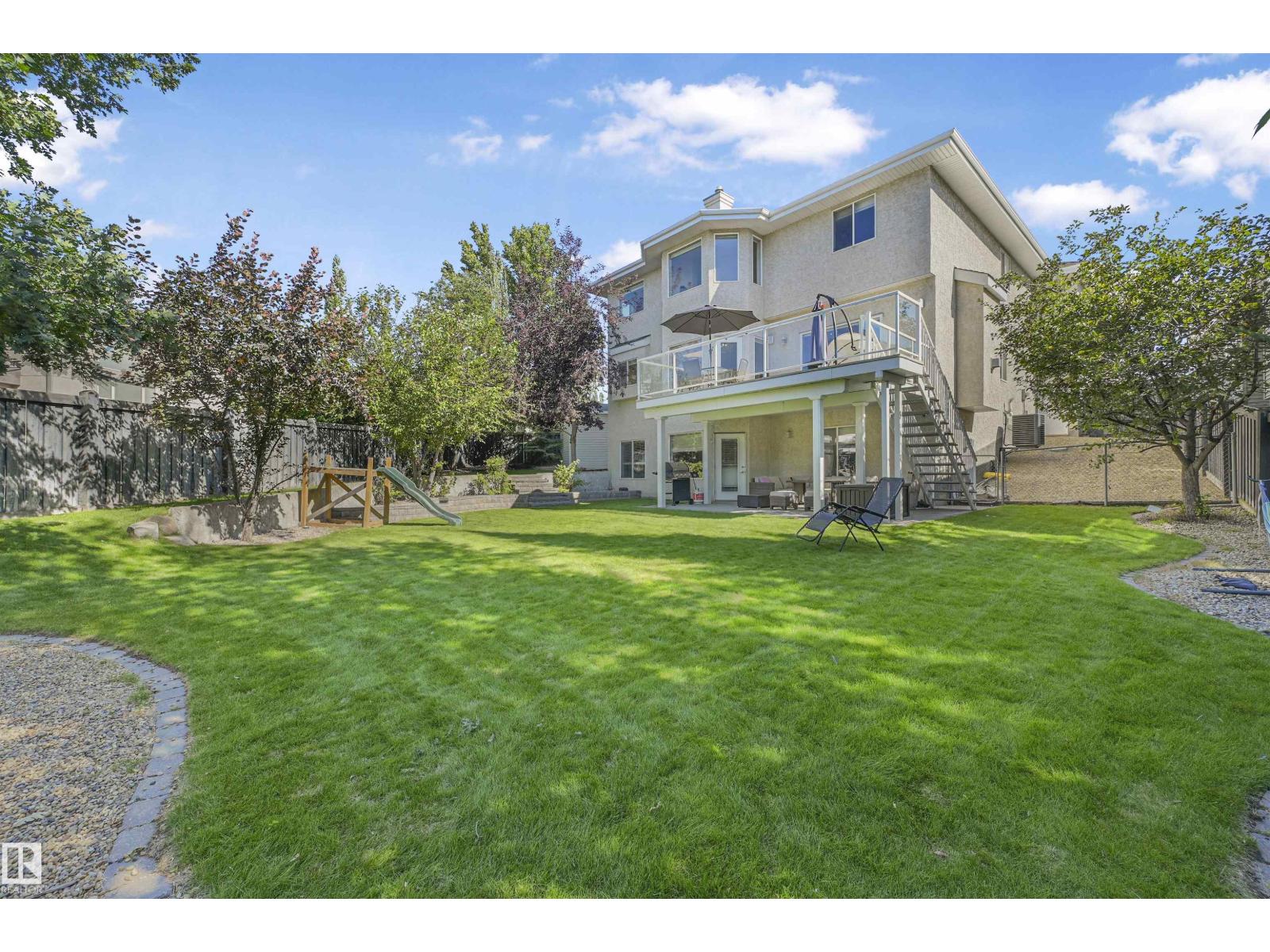 1516 Thorogood Cl Nw, Edmonton, Alberta  T6R 3K7 - Photo 2 - E4462382