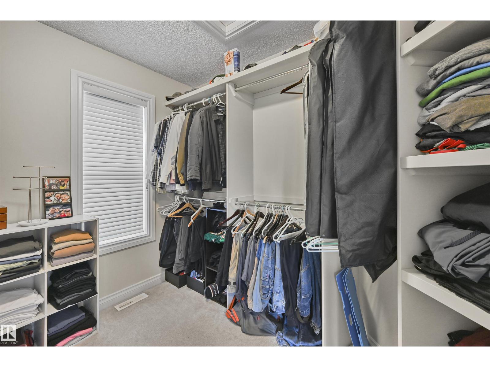1516 Thorogood Cl Nw, Edmonton, Alberta  T6R 3K7 - Photo 38 - E4462382