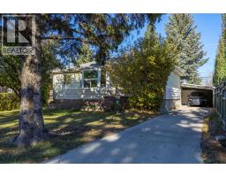 7932 36 Avenue NW Bowness