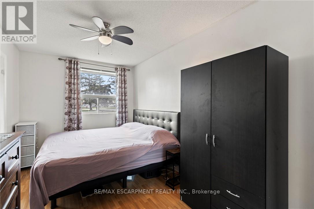 105 - 851 Queenston Road, Hamilton, Ontario  L8G 1B4 - Photo 21 - X12254063