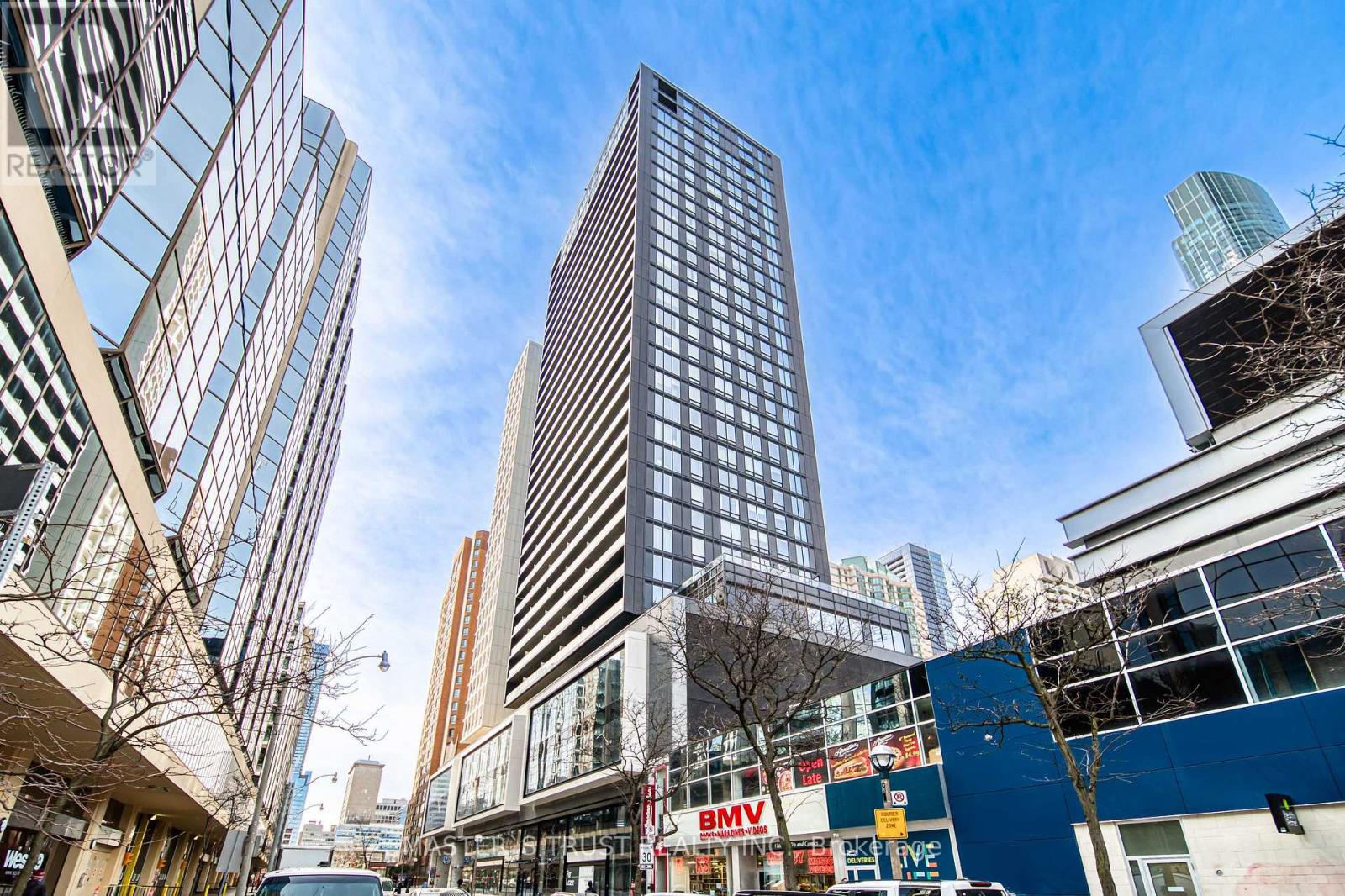 916 - 20 EDWARD STREET, Toronto, Ontario