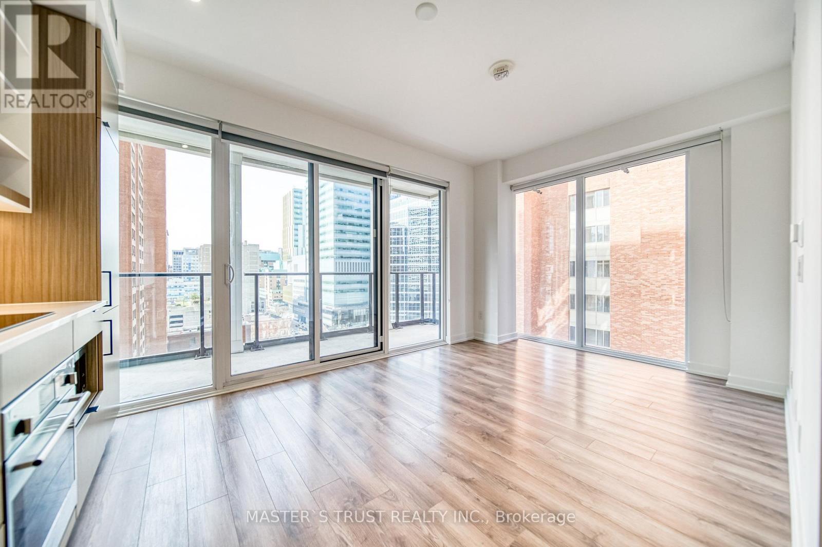 916 - 20 Edward Street, Toronto, Ontario  M5G 0C5 - Photo 3 - C12466777