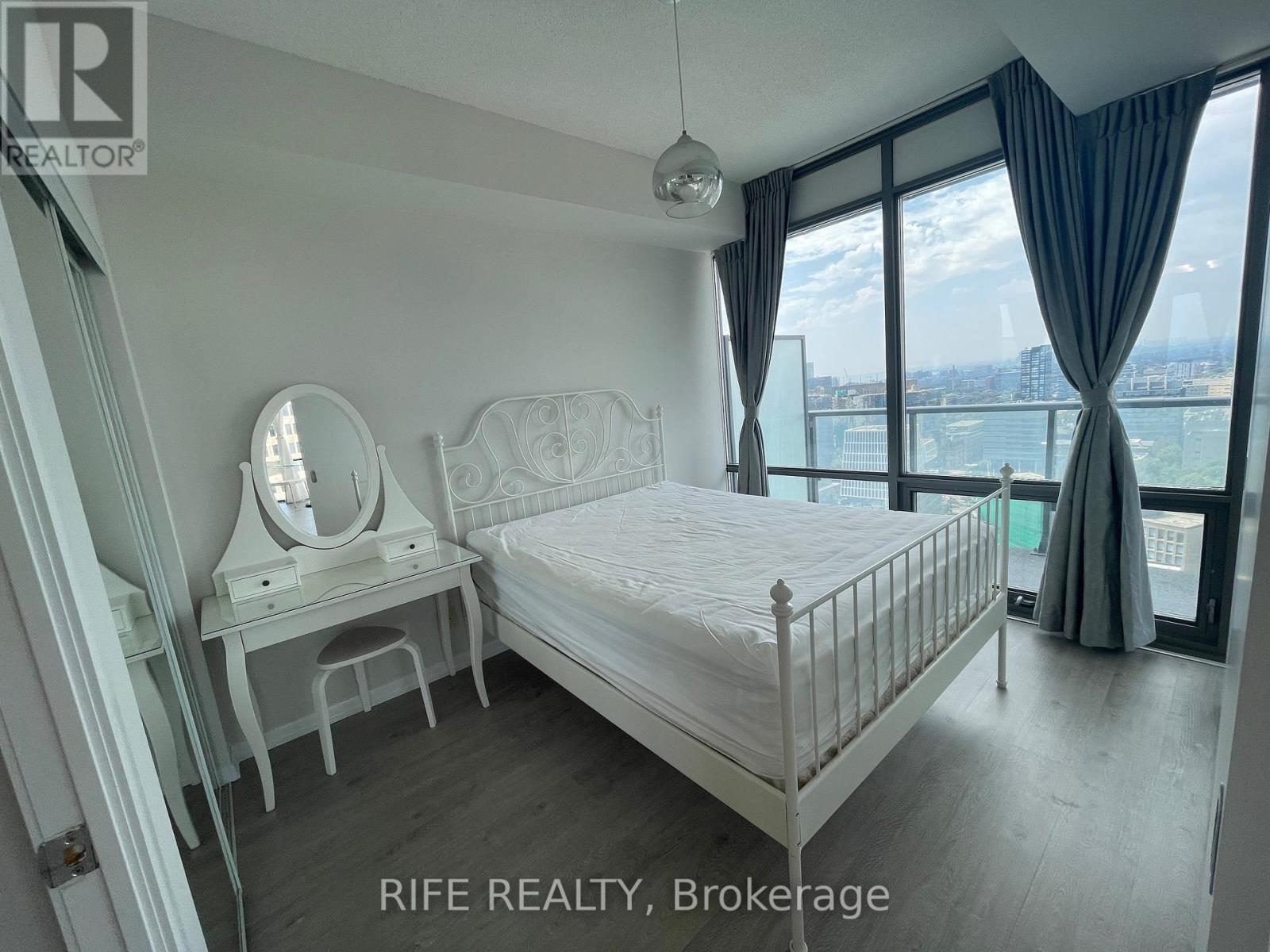 2903 - 832 Bay Street, Toronto, Ontario  M5S 1Z6 - Photo 6 - C12466847