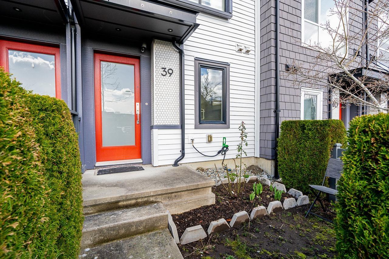 39 19159 Watkins Drive, Surrey, British Columbia  V4N 6P7 - Photo 3 - R3058482