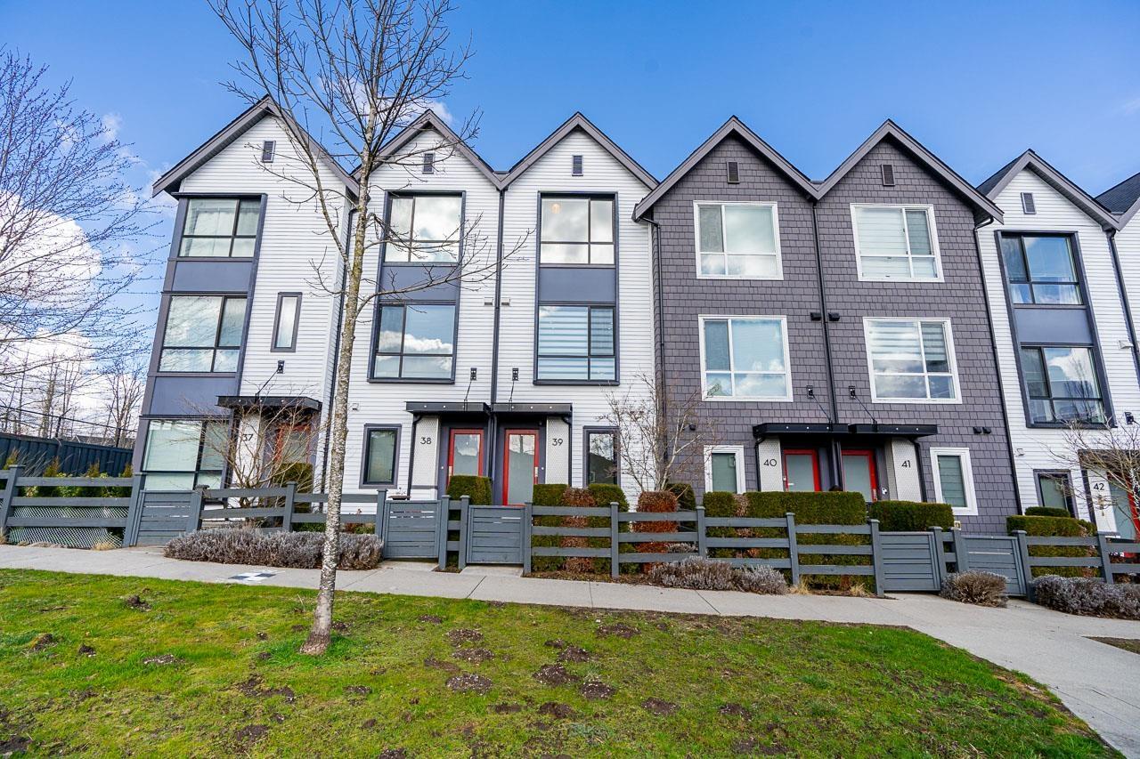 39 19159 WATKINS DRIVE, Surrey, British Columbia