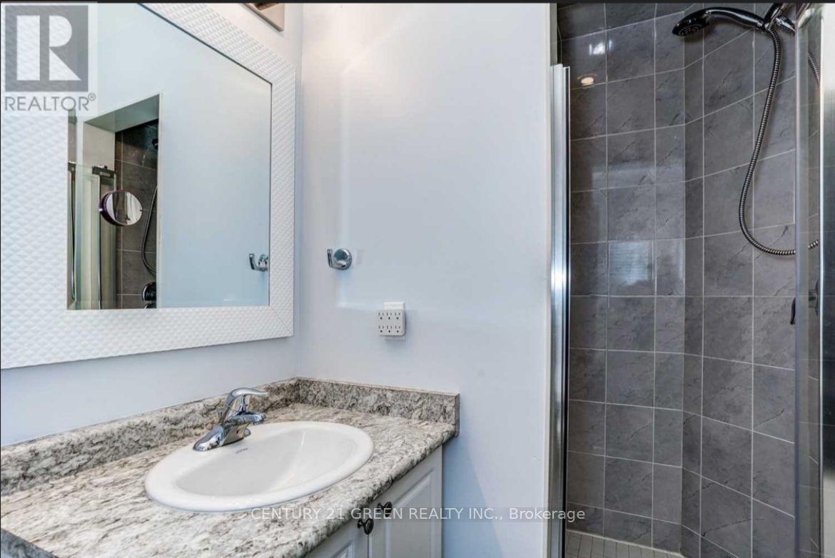 71 Magpie Way, Whitby, Ontario  L1N 8P7 - Photo 11 - E12466798