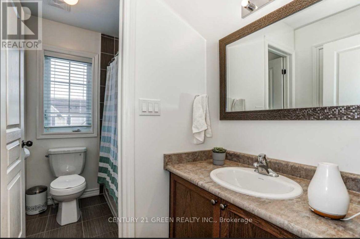 71 Magpie Way, Whitby, Ontario  L1N 8P7 - Photo 13 - E12466798