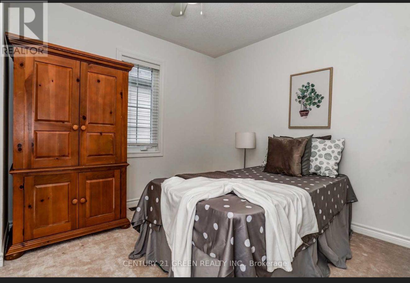71 Magpie Way, Whitby, Ontario  L1N 8P7 - Photo 15 - E12466798