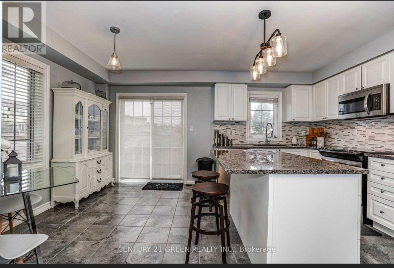 71 Magpie Way, Whitby, Ontario  L1N 8P7 - Photo 6 - E12466798