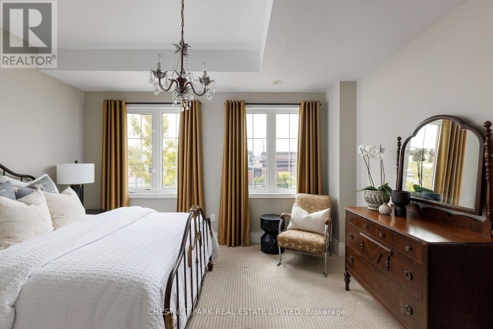 53 Connaught Avenue, Toronto, Ontario  M4L 2V8 - Photo 13 - E12466829