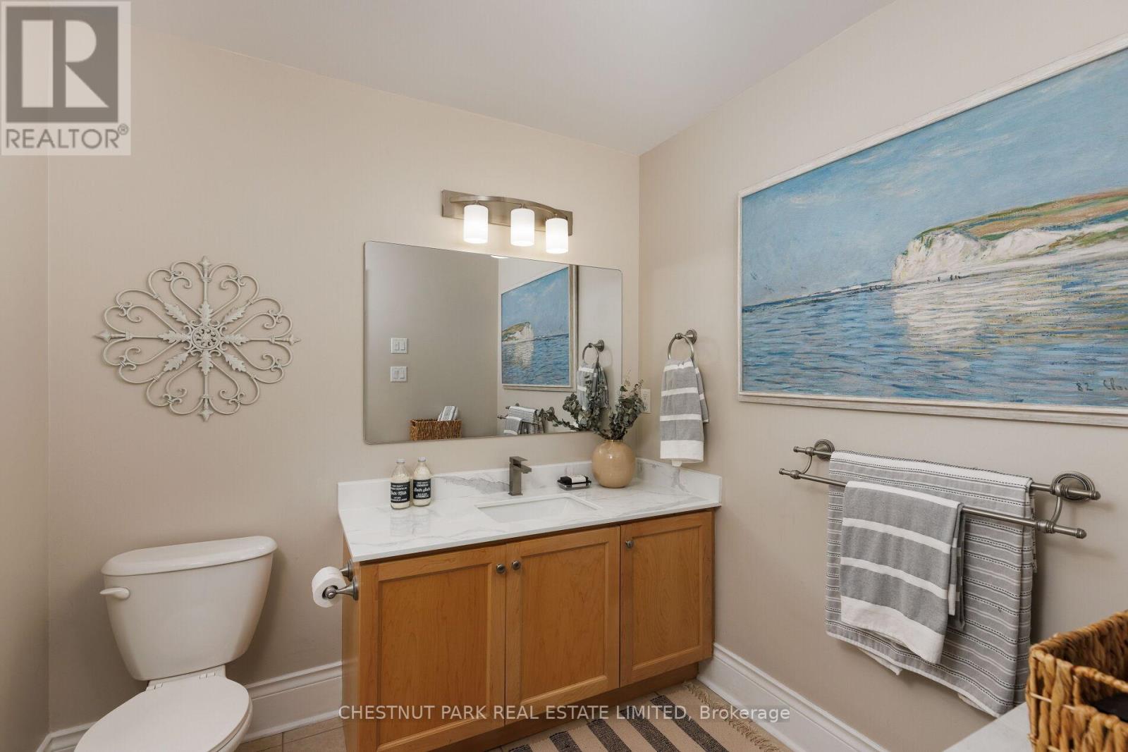 53 Connaught Avenue, Toronto, Ontario  M4L 2V8 - Photo 17 - E12466829