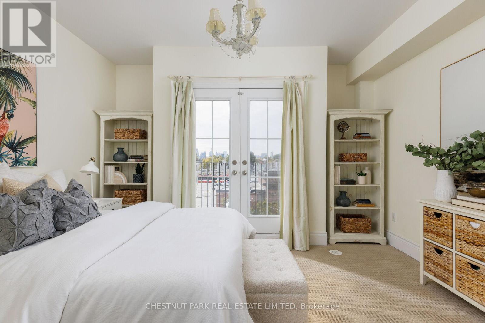 53 Connaught Avenue, Toronto, Ontario  M4L 2V8 - Photo 18 - E12466829